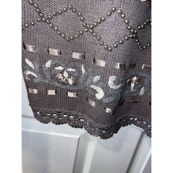 All Points by Reference Points Sweater M Grey Beaded Embroidered Ribbon Vintage - Picture 6 of 8